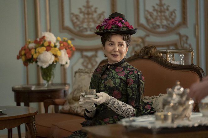 The Gilded Age - Season 2 - Die schönen Künste - Filmfotos - Donna Murphy