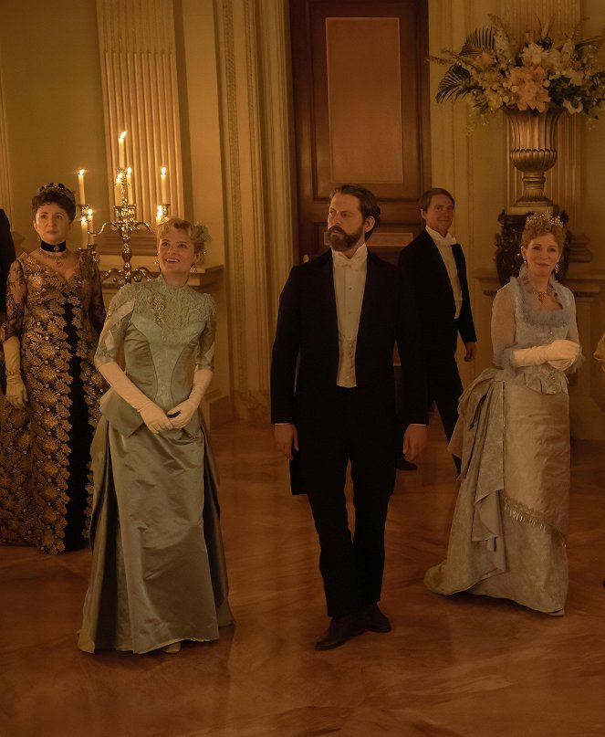 The Gilded Age - You Don't Even Like Opera - Photos