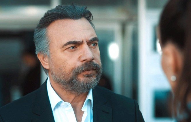 Ben Bu Cihana Sığmazam - Episode 7 - De la película - Oktay Kaynarca