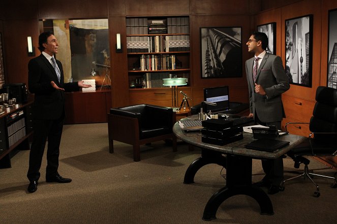 Rules of Engagement - Season 7 - A Wee Problem - Photos