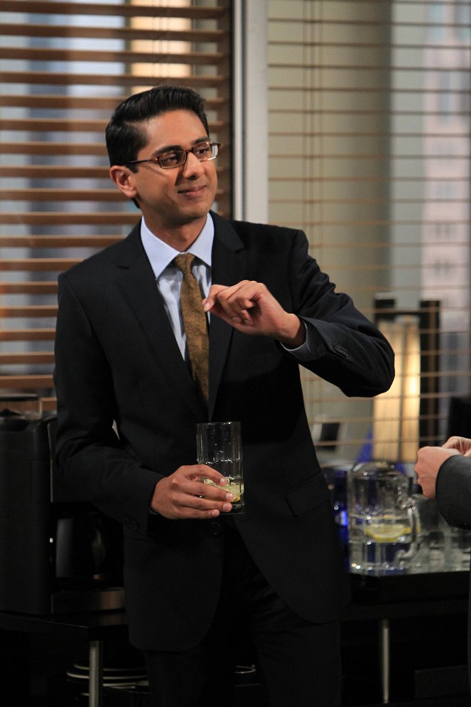 Rules of Engagement - Season 7 - Catering - Photos