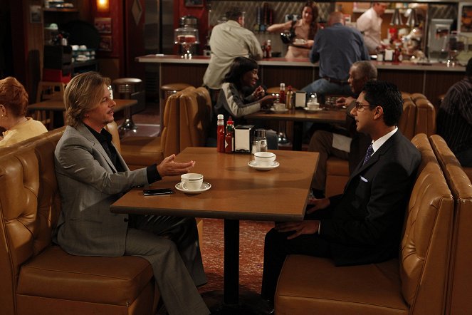 Rules of Engagement - Season 7 - Baby Talk - Photos