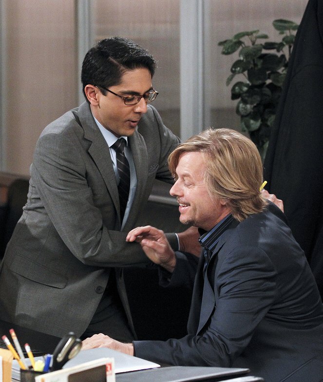 Rules of Engagement - Season 5 - The Set Up - Photos