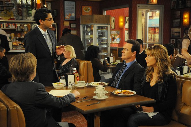 Rules of Engagement - Uh-Oh It's Magic - Photos