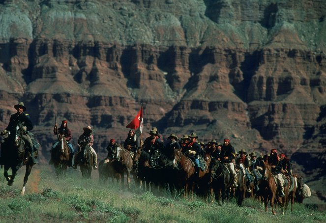 Geronimo - Das Blut der Apachen - Filmfotos