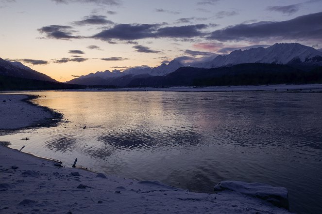 Eden: Untamed Planet - Alaska: Last American Frontier - De la película
