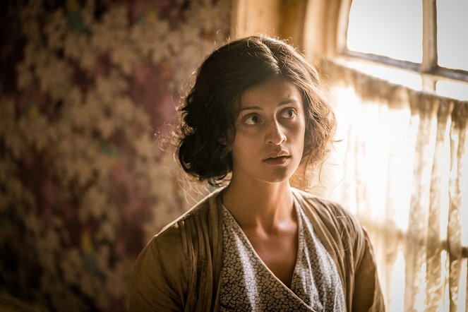 The ABC Murders - Episode 1 - Photos - Anya Chalotra