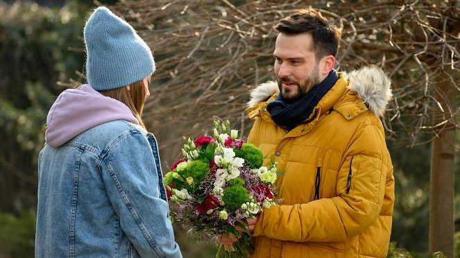 Barwy szczęścia - Episode 13 - Photos - Michał Lesień