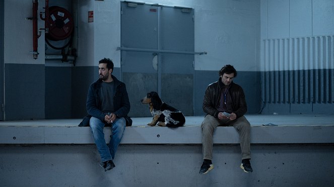 Egy nehéz év - Filmfotók - Jonathan Cohen, Pio Marmaï