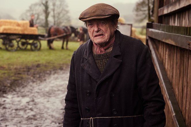 All Creatures Great and Small - Season 4 - Promo - James Bolam