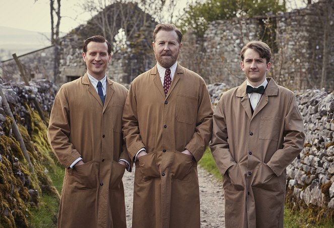 Der Doktor und das liebe Vieh - Season 4 - Werbefoto - Nicholas Ralph, Samuel West, James Anthony-Rose