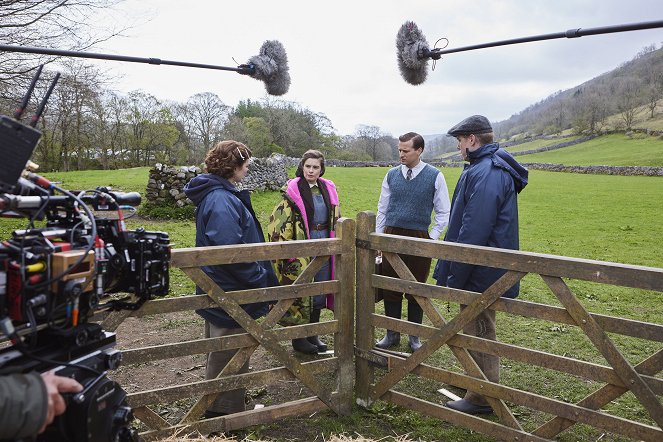All Creatures Great and Small - Episode 4 - Tournage - Rachel Shenton, Nicholas Ralph