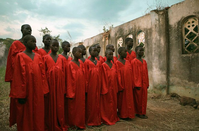 Vom Kindersoldaten zum Rebellenführer - Dominic Ongwen vor Gericht - Filmfotos