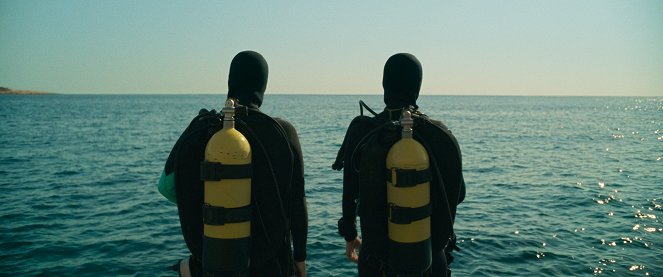 The Dive - Kuvat elokuvasta