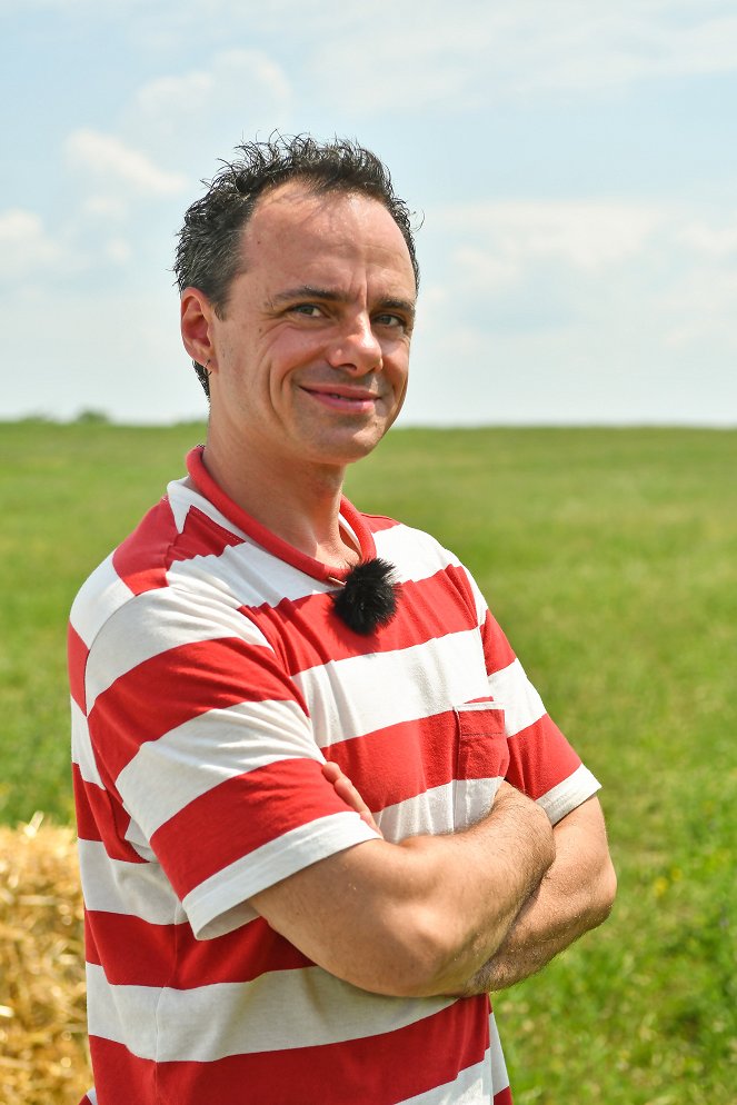 Farm VIP - Promokuvat - László Sánta