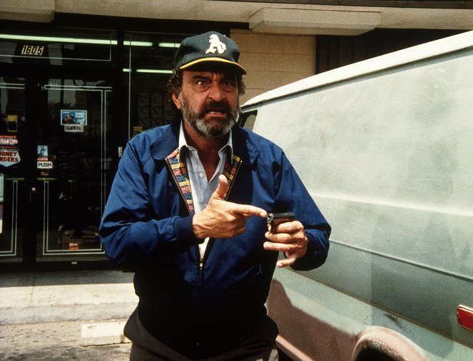 Highway to Heaven - Season 2 - Bless the Boys in Blue - Photos - Victor French