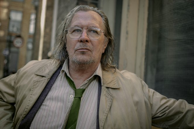 Slow Horses - Uninvited Guests - Photos - Gary Oldman