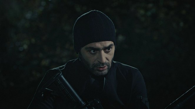 Eşkiya Dünyaya Hükümdar Olmaz - Episode 9 - Z filmu - Ozan Akbaba