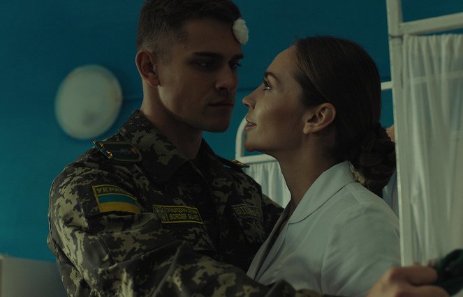 Myrniy-21 - Z filmu - Maksym Devizorov, Lorena Kolibabčuk