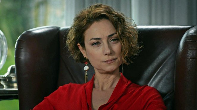 Eşkiya Dünyaya Hükümdar Olmaz - Episode 22 - De la película