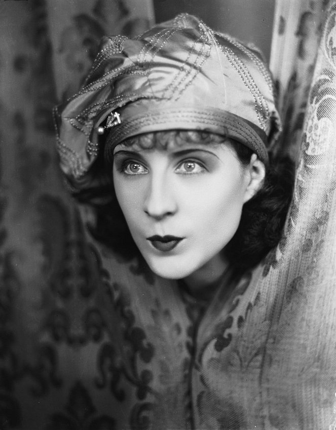 Miehelään hinnalla millä hyvänsä - Kuvat elokuvasta - Norma Shearer