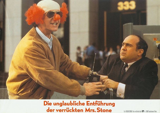 Ruthless People - Vitrinfotók - Danny DeVito