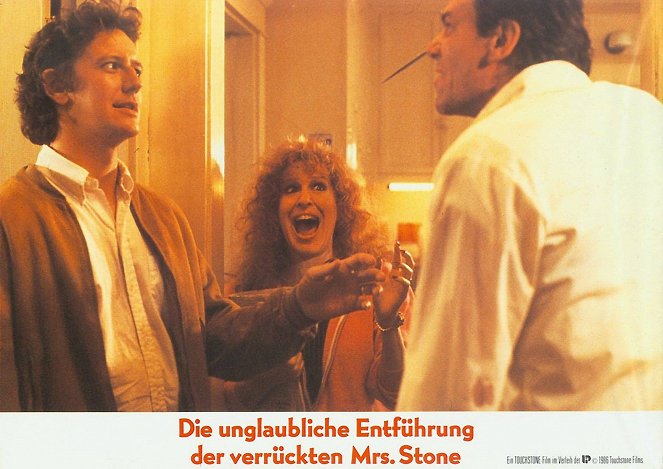 Die Unglaubliche Entführung der Verrückten Mrs. Stone - Lobbykarten - Judge Reinhold, Bette Midler