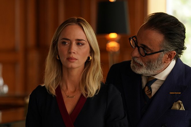 Pain Hustlers - Photos - Emily Blunt, Andy Garcia