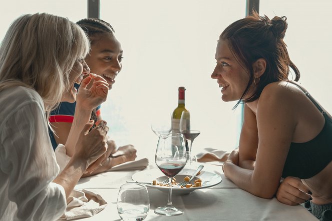 Wingwomen - Photos - Mélanie Laurent, Manon Bresch, Adèle Exarchopoulos