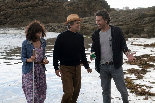 A láthatatlan fény - Episode 3 - Forgatási fotók - Aria Mia Loberti, Mark Ruffalo, Shawn Levy