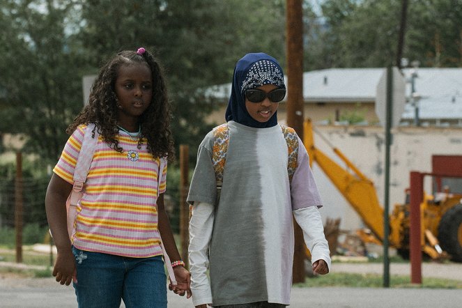 The Curse - Questa Lane - Van film - Hikmah Warsame, Dahabo Ahmed