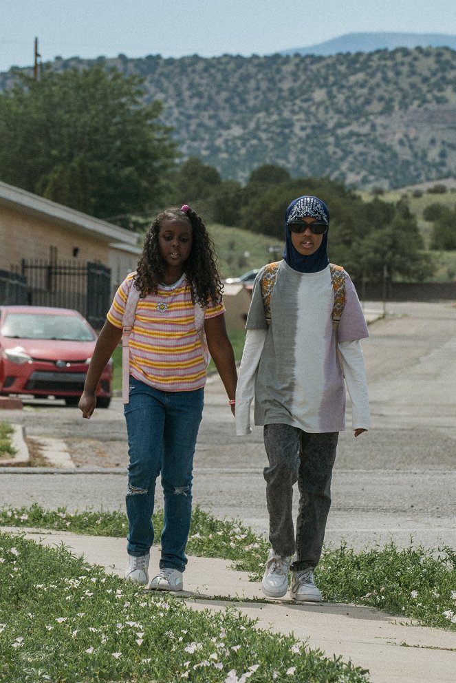 The Curse - Questa Lane - Filmfotók - Hikmah Warsame, Dahabo Ahmed