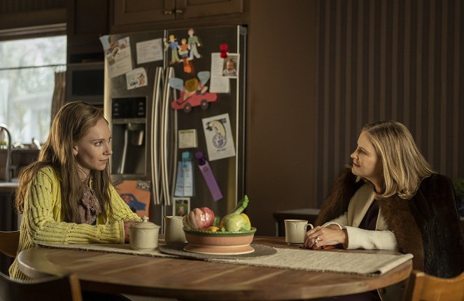 Fargo - Season 5 - Trials and Tribulations - Photos - Juno Temple, Jennifer Jason Leigh
