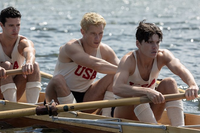 The Boys in the Boat - Filmfotók - Callum Turner, Jack Mulhern