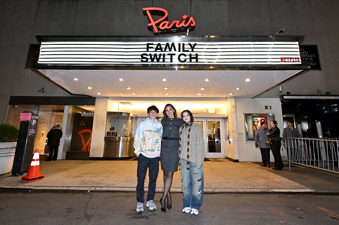 Troca em Família - De eventos - Screening of Netflix's Family Switch at The Paris Theatre on November 27, 2023 in New York City