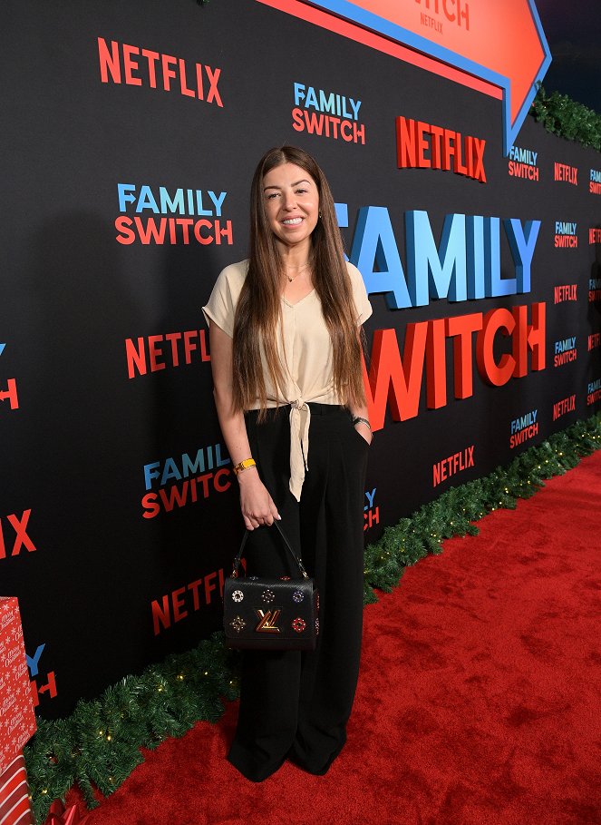 Family Switch - Événements - Netflix's "Family Switch" Los Angeles Premiere at The Grove on November 29, 2023 in Los Angeles, California.