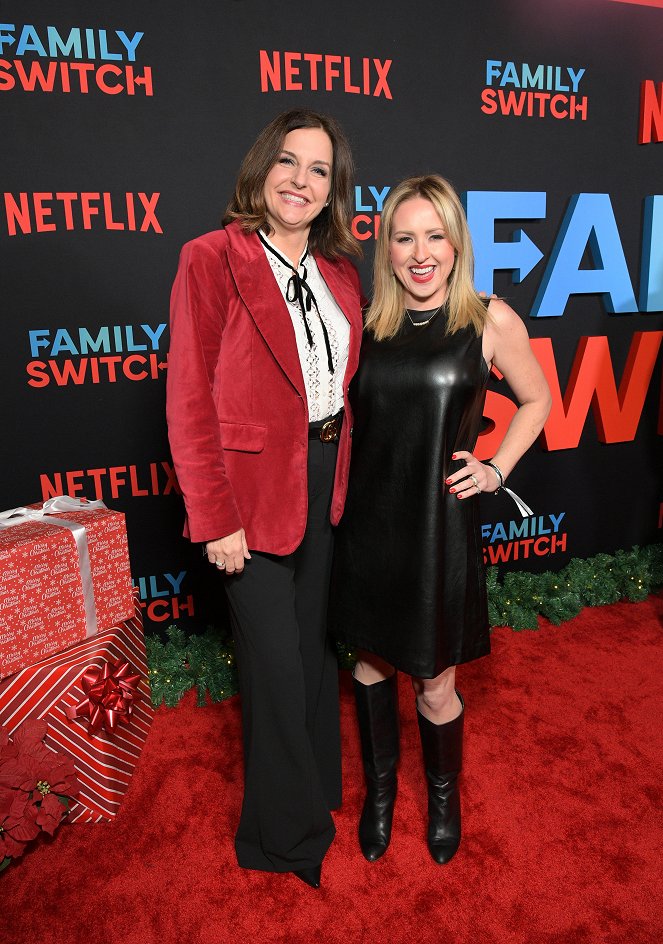 Family Switch - Veranstaltungen - Netflix's "Family Switch" Los Angeles Premiere at The Grove on November 29, 2023 in Los Angeles, California.