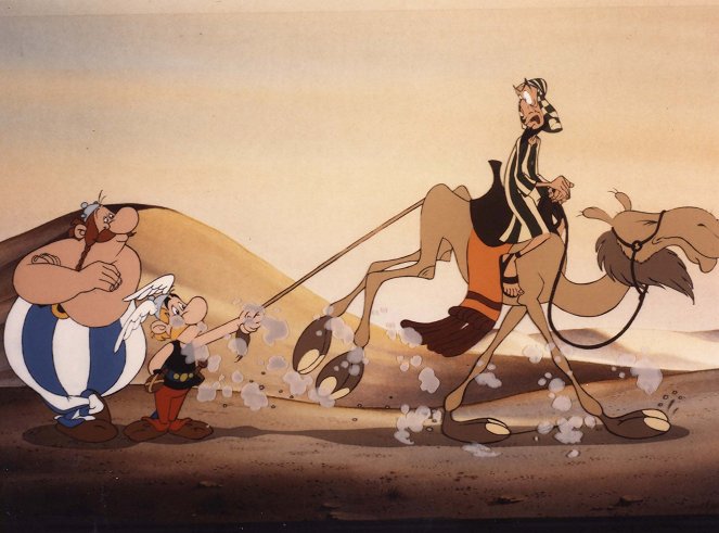 Asterix a prekvapenie pre Cézara - Z filmu