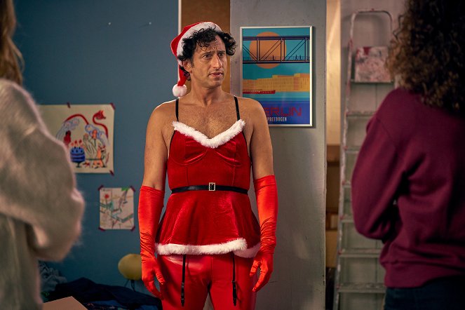 Zwei Weihnachtsmänner sind einer zu viel - Kuvat elokuvasta