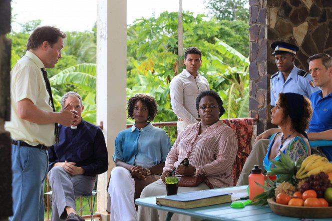 Death in Paradise - Murder in the Polls - Photos