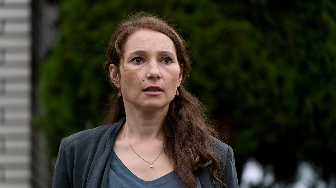 Tatort - Season 55 - Was bleibt - De la película - Janina Elkin