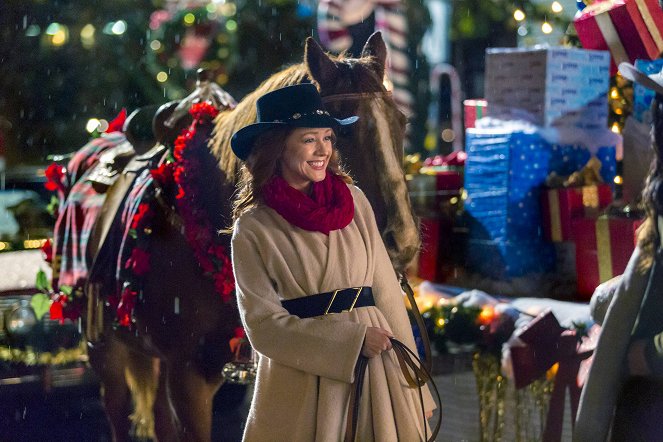 Rocky Mountain Christmas - Filmfotos - Lindy Booth