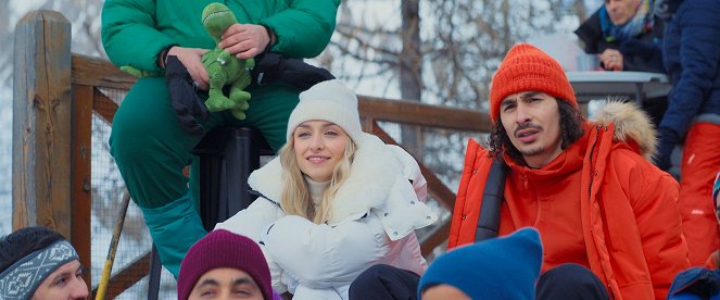 Les Segpa au ski - Van film - Emma Smet, Ichem Bougheraba