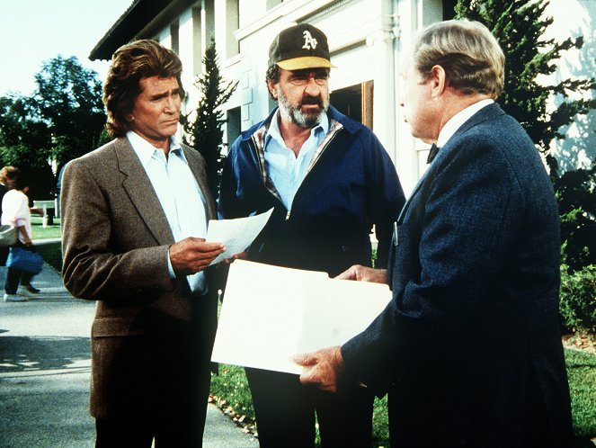 Highway to Heaven - Code Name: FREAK - Photos - Michael Landon, Victor French
