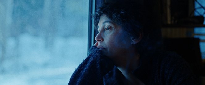 La Tête froide - Z filmu - Florence Loiret Caille