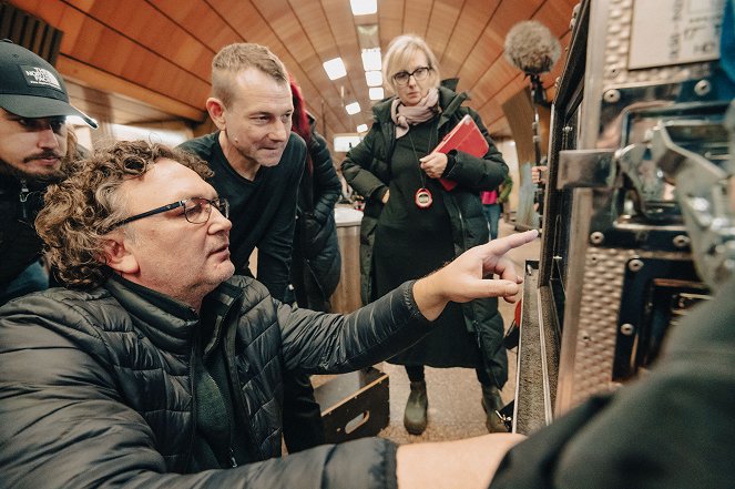 Lesní vrah - Forgatási fotók - Oleg Mutu, Radim Špaček