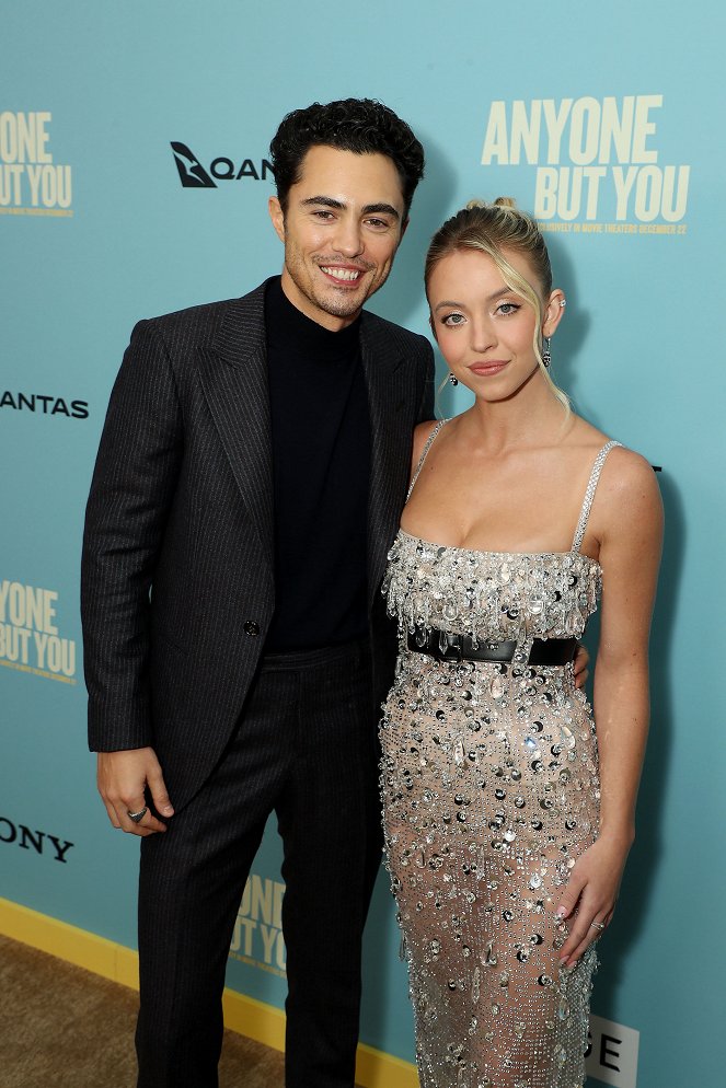 Anyone but You - Events - The New York Premiere of Sony Pictures’ ANYONE BUT YOU at the AMC Lincoln Square. - Darren Barnet, Sydney Sweeney