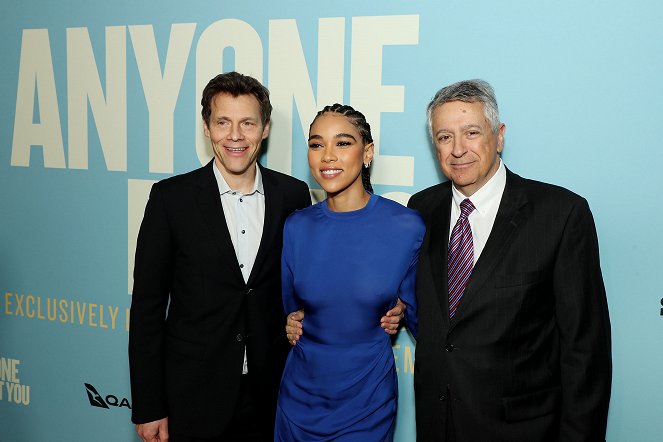 Anyone but You - Events - The New York Premiere of Sony Pictures’ ANYONE BUT YOU at the AMC Lincoln Square. - Will Gluck, Alexandra Shipp