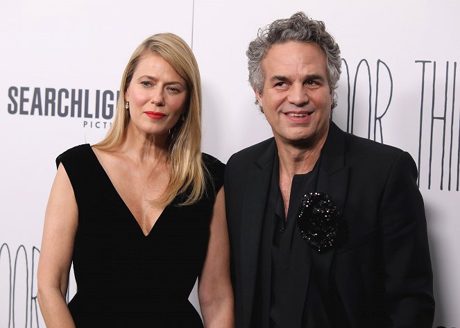 Poor Things - Evenementen - The Searchlight Pictures “Poor Things” New York Premiere at the DGA Theater on Dec 6, 2023 in New York, NY, USA - Sunrise Coigney, Mark Ruffalo