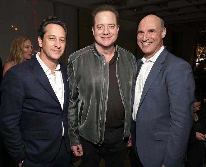 Poor Things - Events - The Searchlight Pictures “Poor Things” New York Premiere at the DGA Theater on Dec 6, 2023 in New York, NY, USA - Brendan Fraser, Matthew Greenfield